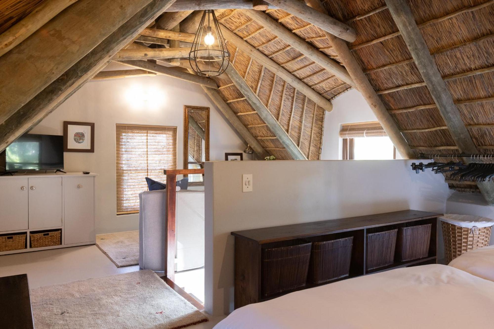 Serene, Thatched Apartment In Noordhoek, Cidade Do Cabo Exterior foto